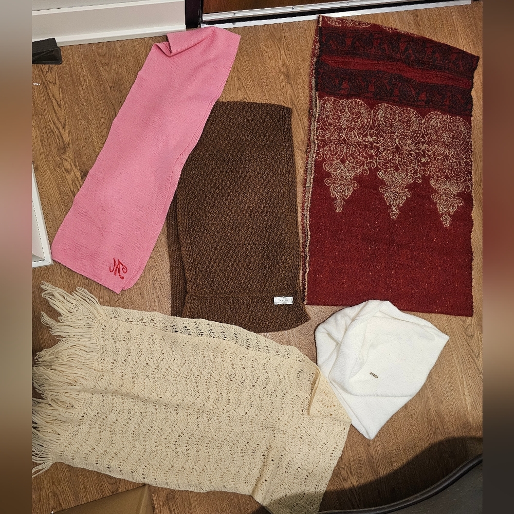 SCARVES Warm Winter